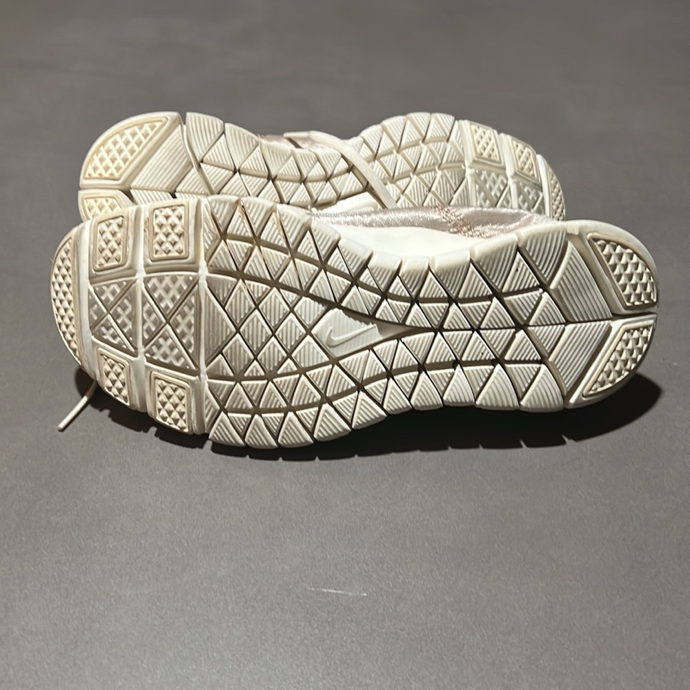 Nike Free Twist Training - Picture 9 of 10